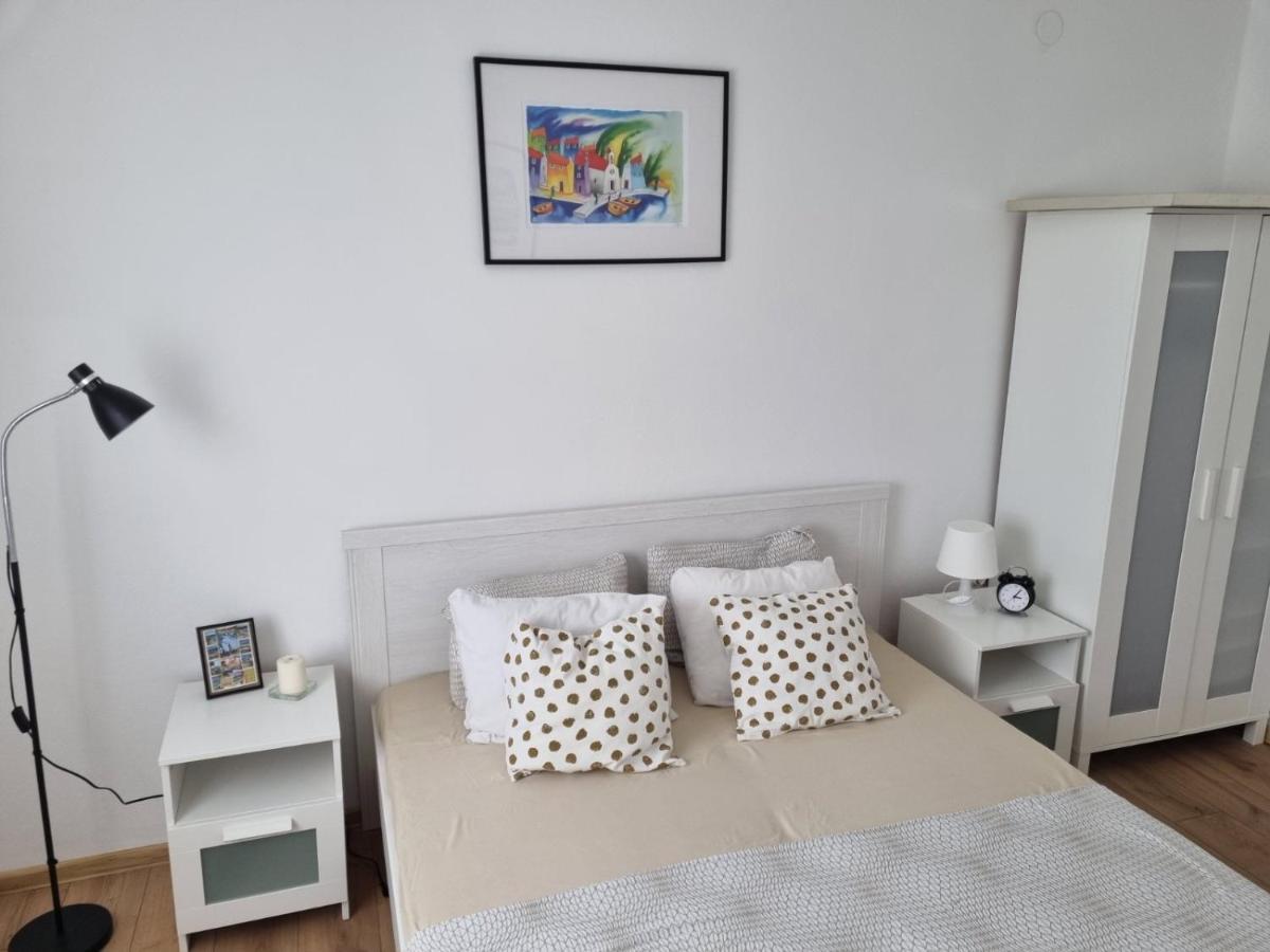 Apartmani Mali Selce Exterior foto